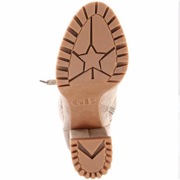 Gianni Bini Sight See Suede Shearling Lug Sole Hiker Platform Booties - Picture 4 of 9